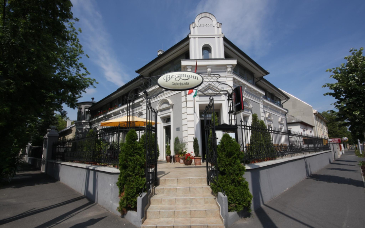 Újra nyitva a Bergmann