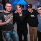 Peaches and Crem - Club Neo