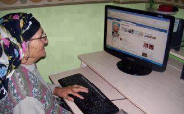 Az öregedés 7+1 jele a Facebookon