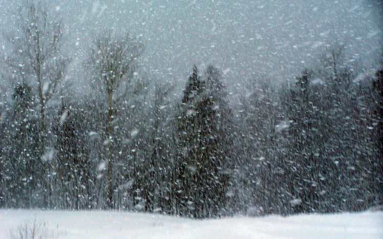 OKF: hótorlaszokra, lassabb közlekedésre kell számítani több térségben