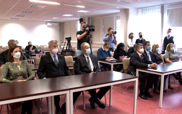 Szintet lépett az együttműködés