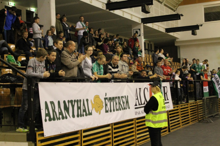 2013.02.03.Hat-Agro Uni Győr - Sbk Samorin Női kosárlada (2) Fotók:árpika