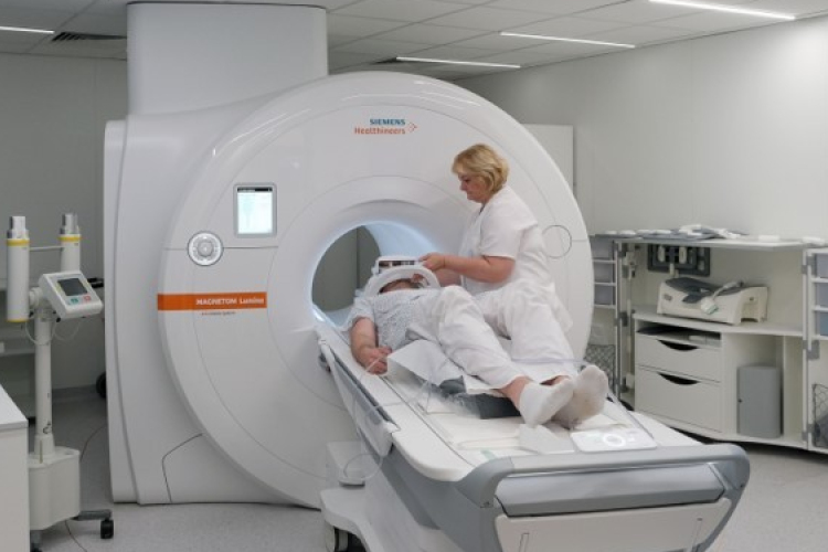 CT-k és MR-készülékek érkeznek a kórházakba