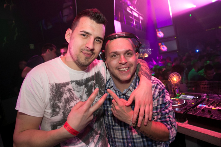 Club Vertigo -  Kamionosok és K*rvák 2013.11.17. (szombat)