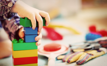 Átadták Pannonhalmán az új bölcsődét