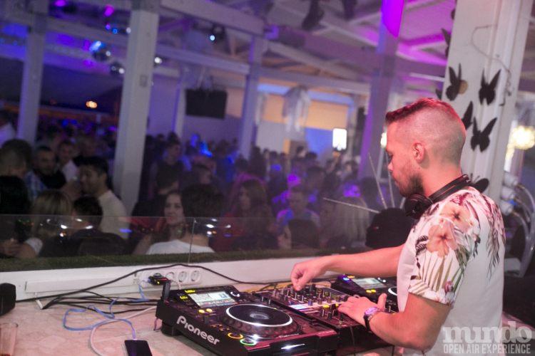 Mundo - The Opening 2015.05.09. (szombat)