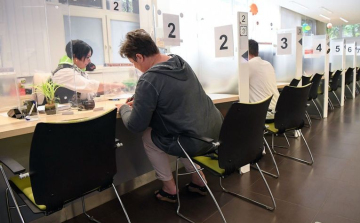 Zárva lesznek az okmányirodák kedden