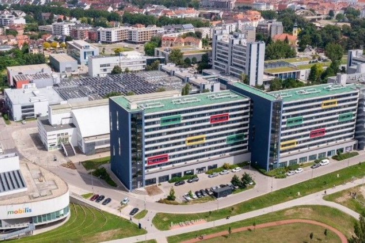 Kiírták a győri egyetem fenntartói alapítvány kuratóriumának pályázatát