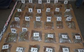 Jelentős mennyiségű kábítószert birtokolt - videóval