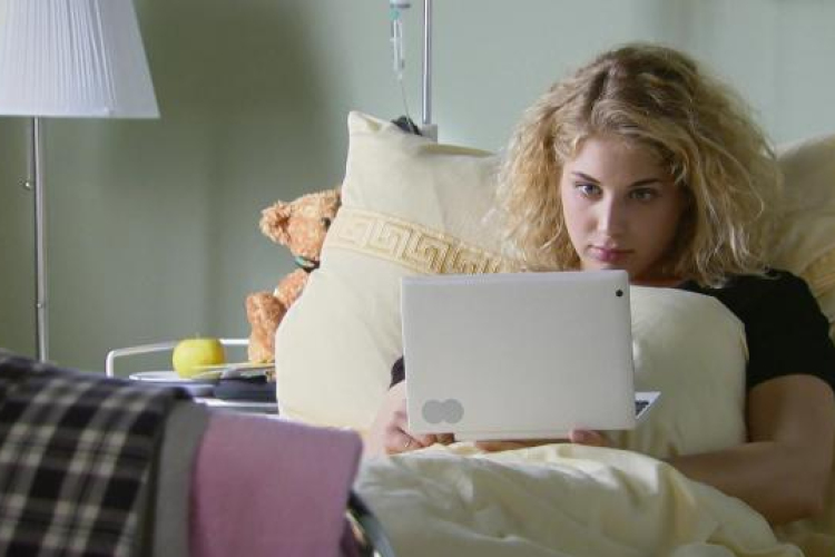 Megható jelenettel búcsúzik Hanna, Nyári Dia a Barátok közt nézőitől