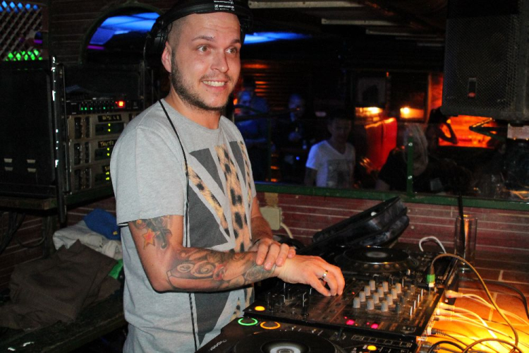 2014.05.07.Szerda Lapos Dj:Slim & DJ:Marcee Fotók:árpika