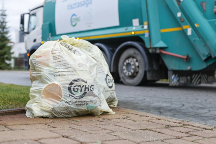 Így szállítják a szelektív hulladékot februárban
