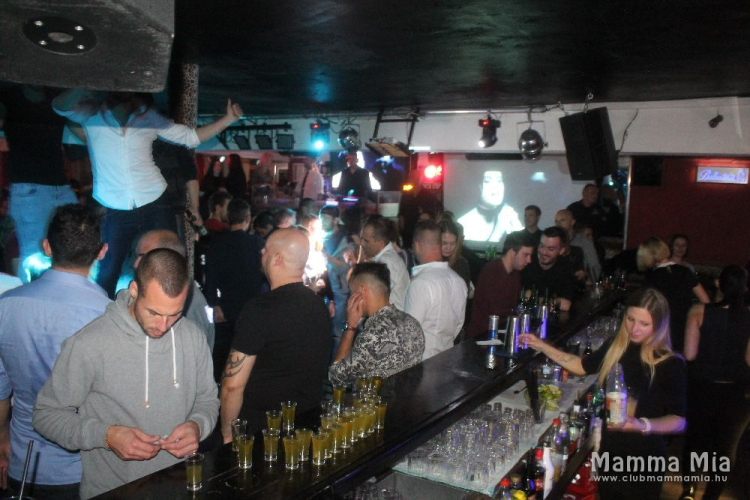 2017.11.04. Mamma Mia Video disco Dj:Hubik Fotók:árpika