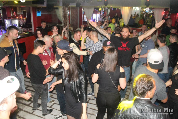 2017.05.05.Mamma Mia Pénteki Házibuli Dj:Hubik Fotók:árpika