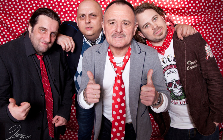 Színpadra állítják Nagy Feró és a Beatrice történetét