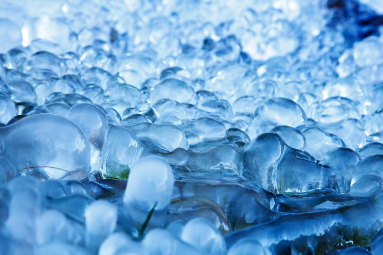 Csúszásveszély lehet a vízpartokon