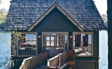 Adót kell fizetni a saját nyaralóba meghívott barátokra