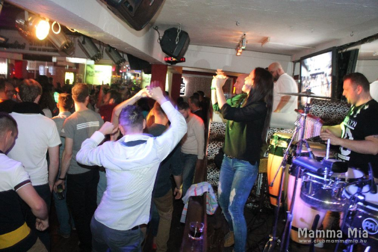 2015.11.20.Péntek Mamma Mia DJ:ICE & Solymi Conga Fotók:árpika