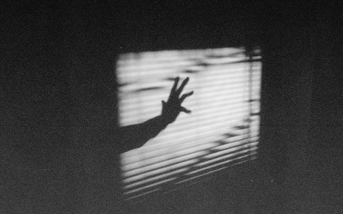 Felakasztotta magát a hűtőre a 6 éves kisfiú