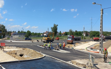 Így változott a forgalmi rend a 83-as főúton az autóépítés miatt