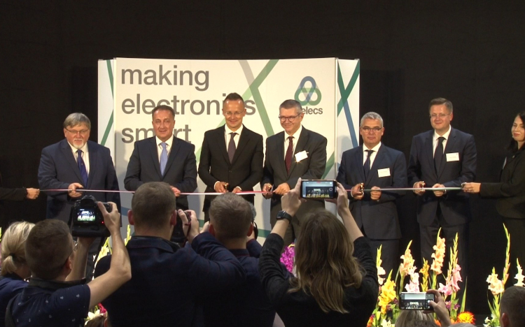 Több milliárd forintból bővült a MELECS