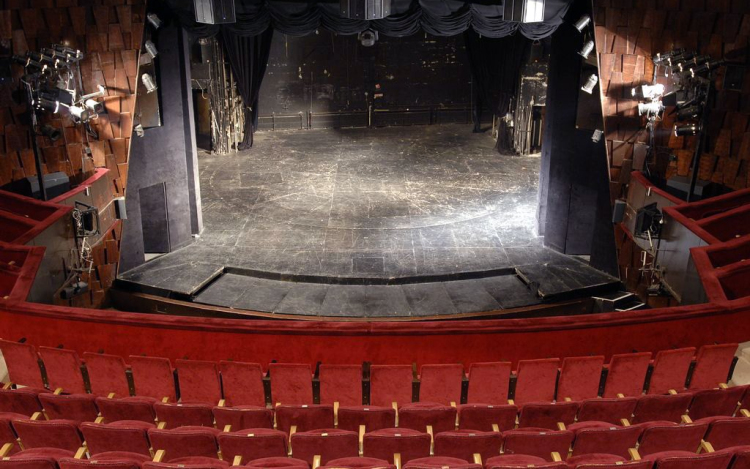 #nemváltomvissza - Kezdeményezés indult a magyarországi színházak támogatására