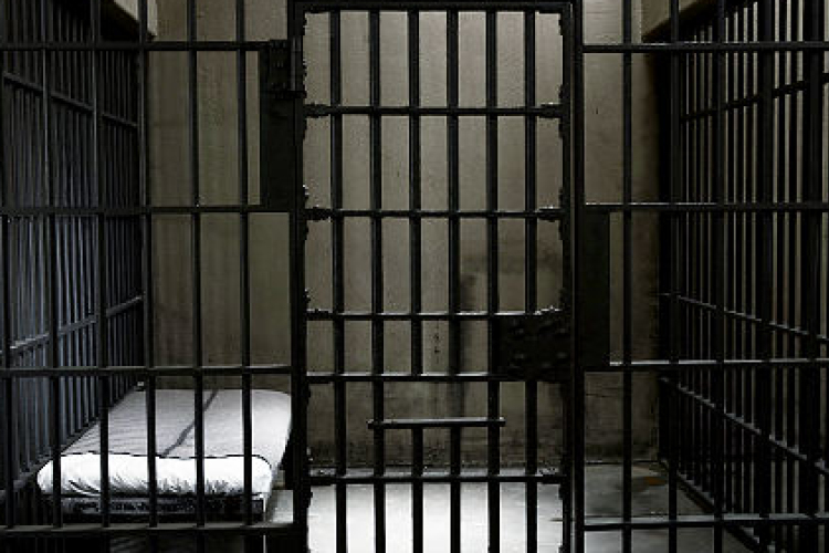 Három év börtön a bozótvágóval kaszaboló férfinak