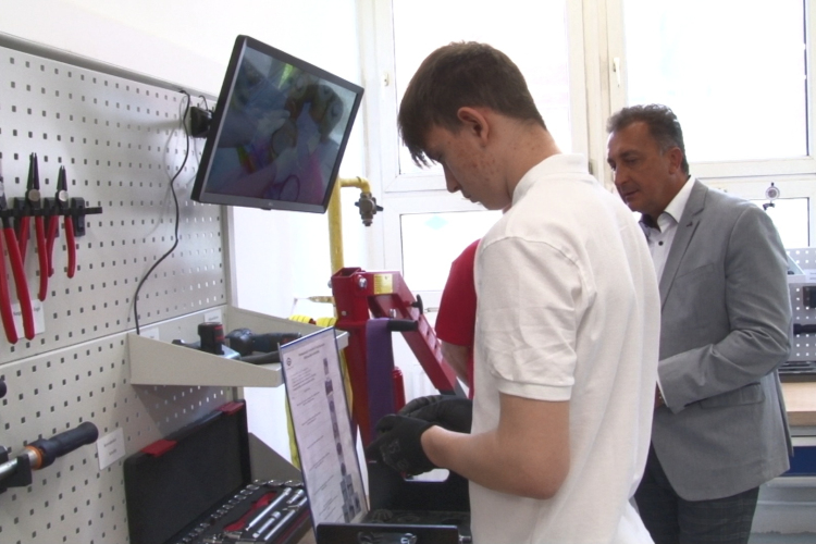 Tréningközpont a Bercsényiben