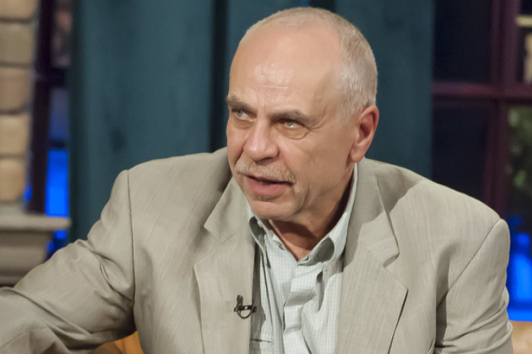 Stroke-ot kapott és lebénult Markos György