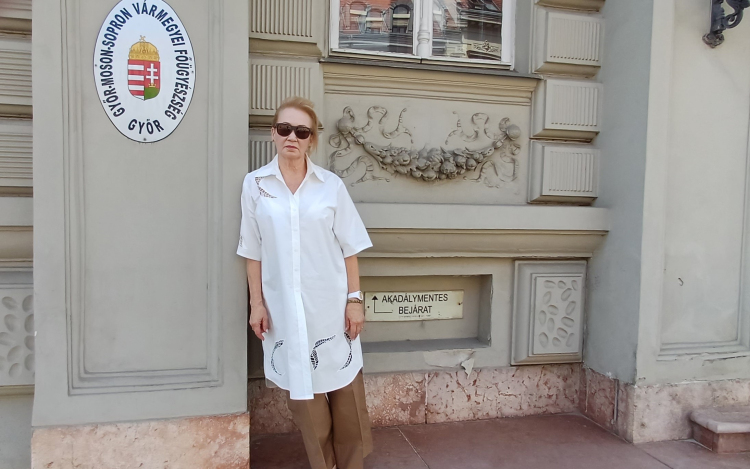 Udvaros Dorottyát rongálással vádolják, a Győri Törvényszék tovább vizsgálódik