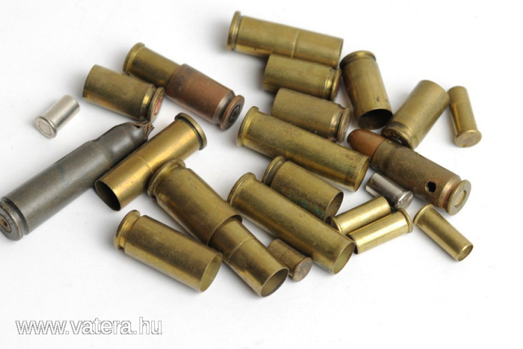 Töltényhüvelyeket kapott csomagban az Olasz Játékvezetői Szövetség