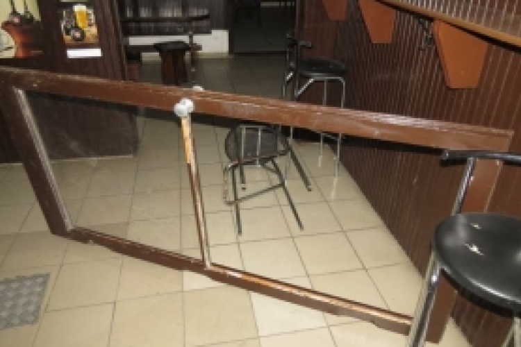 Csoportos verekedés tört ki egy győri sörözőben