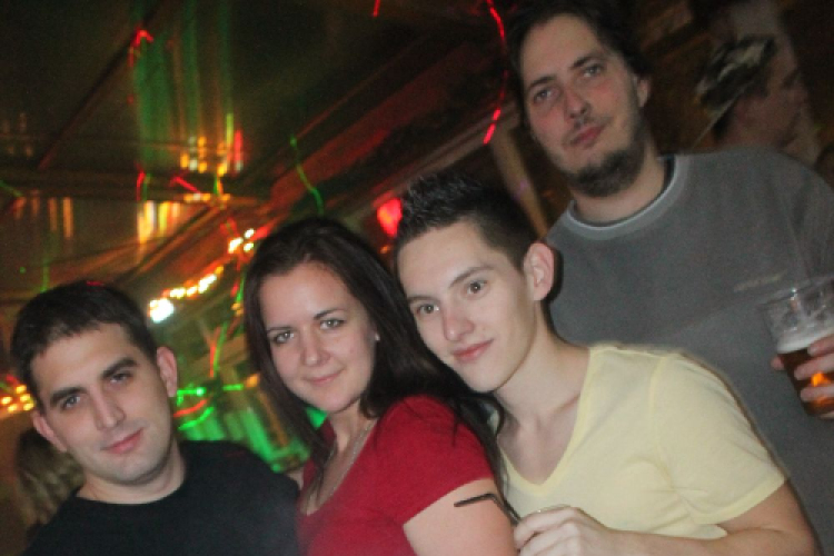 2014.12.02 Lapos-Bahnhof Drop The Chees Dj:Lisztes fotók:árpika 