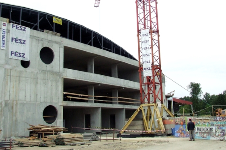 Audi Aréna Győr nevet kapta az új sportcsarnok 