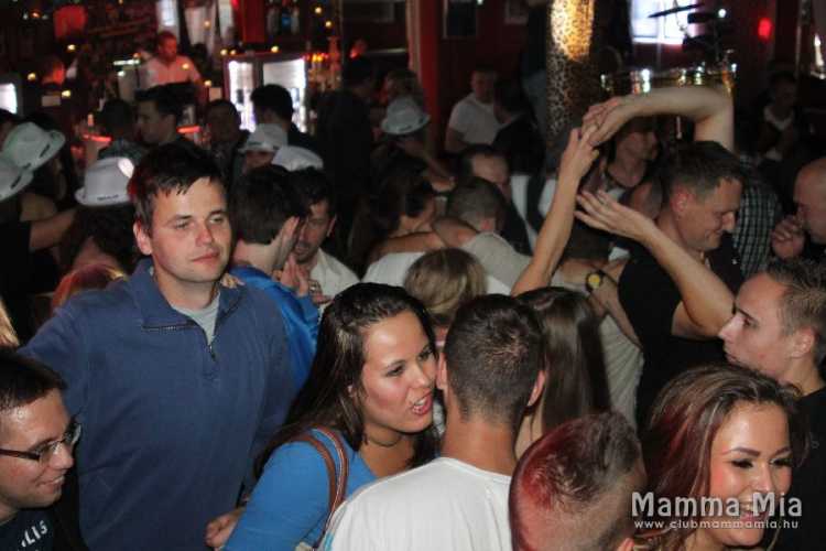 2013.05.31.Péntek Mamma Mia II.Konga Night Fotók:árpika