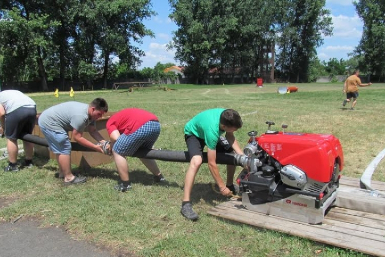 Sikeres volt a tűzoltó tábor