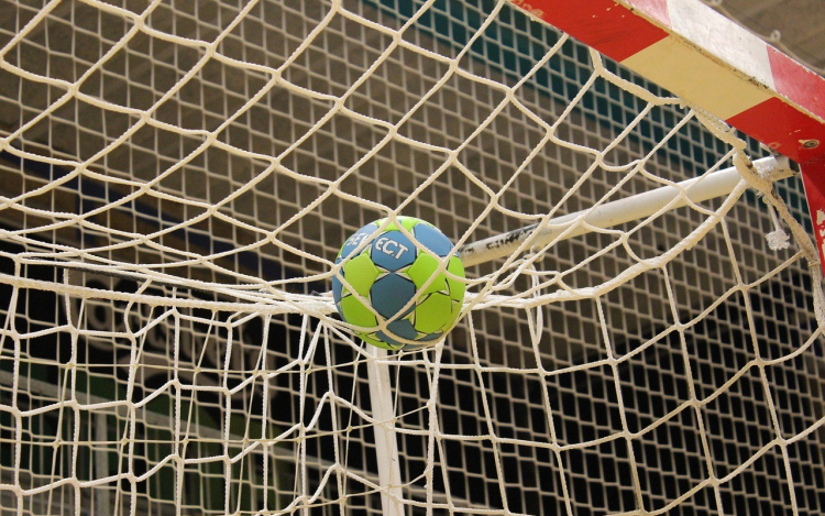 Rü Unhi hosszabbított a győri kézilabdázóknál, hárman távoznak