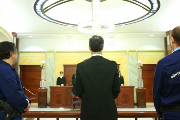 Harmadfokú ítélet: 11 év szabadságvesztést kapott a lúgos orvos