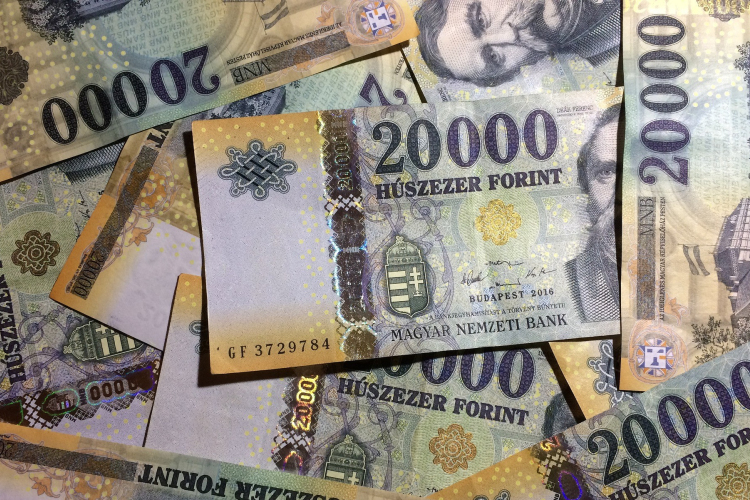 Meglopta a szüleit, hogy drogot vehessen