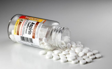 Veszélyes lehet az Aspirin az idős emberek szervezetére