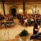 Oravecz Nóra előadása a győri Zsinagógában