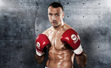 Kelemen Balázs győri ökölvívó ismét kiütésre hajt 