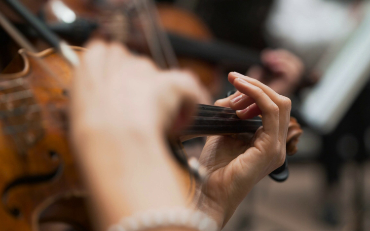 Szimfonikus zenekari kísérettel lesz látható A generális