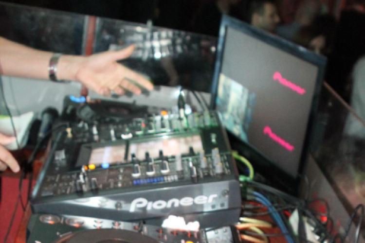 2014.01.03 Péntek Mamma Mia Video Disco Dj:Hubik Fotók:árpika