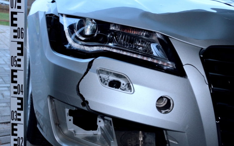 Gázolt, aztán elhajtott