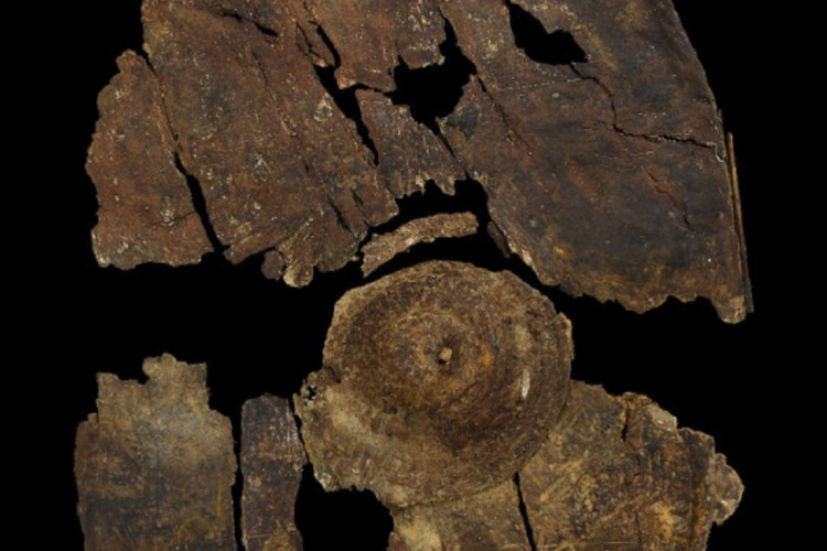 2300 éves kéregpajzsra bukkantak a mai Anglia területén 