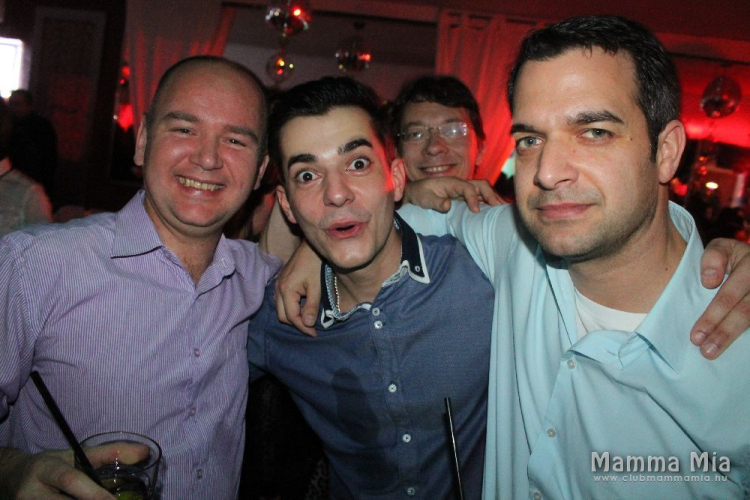 2015.01.03 Mamma Mia Video Disco Dj:Hubik Fotók:árpika
